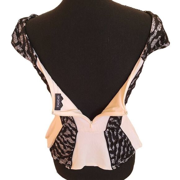 Bebe Womens Peplum Blouse Lace Detail Cap Sleeve Fitted White Black Medium - Picture 5 of 11
